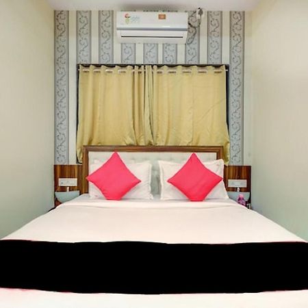 Hotel De Classico Juhu Mumbai Exterior foto