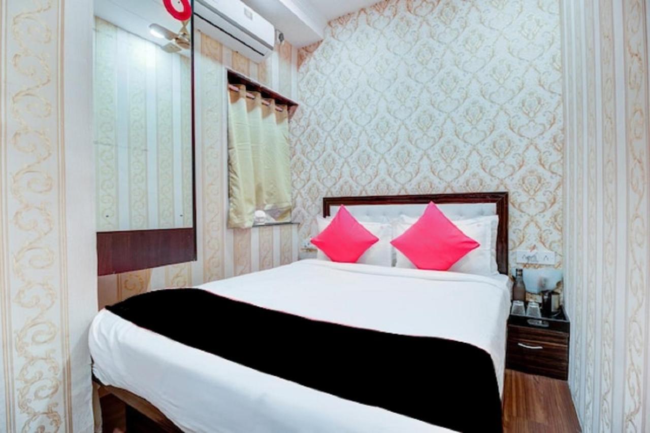 Hotel De Classico Juhu Mumbai Exterior foto